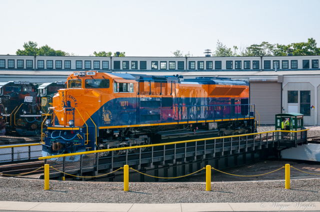 NS Jersey Central Lines heritage locomotive 1071 