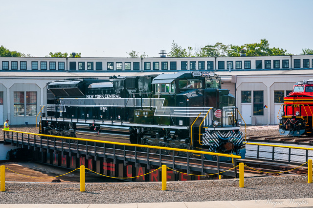 "New York Central 1066 NS Heritage Unit"